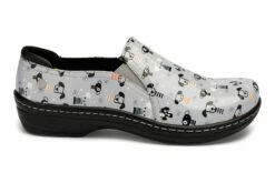 Moxy 11 Moxy -THE WALKING COMPANY Sales 3110 00393 3169 827 3