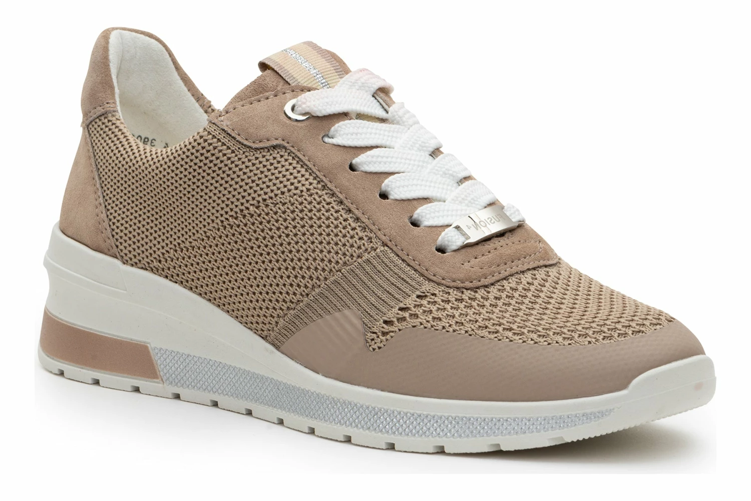 Ara Nassau 3 Ara Nassau