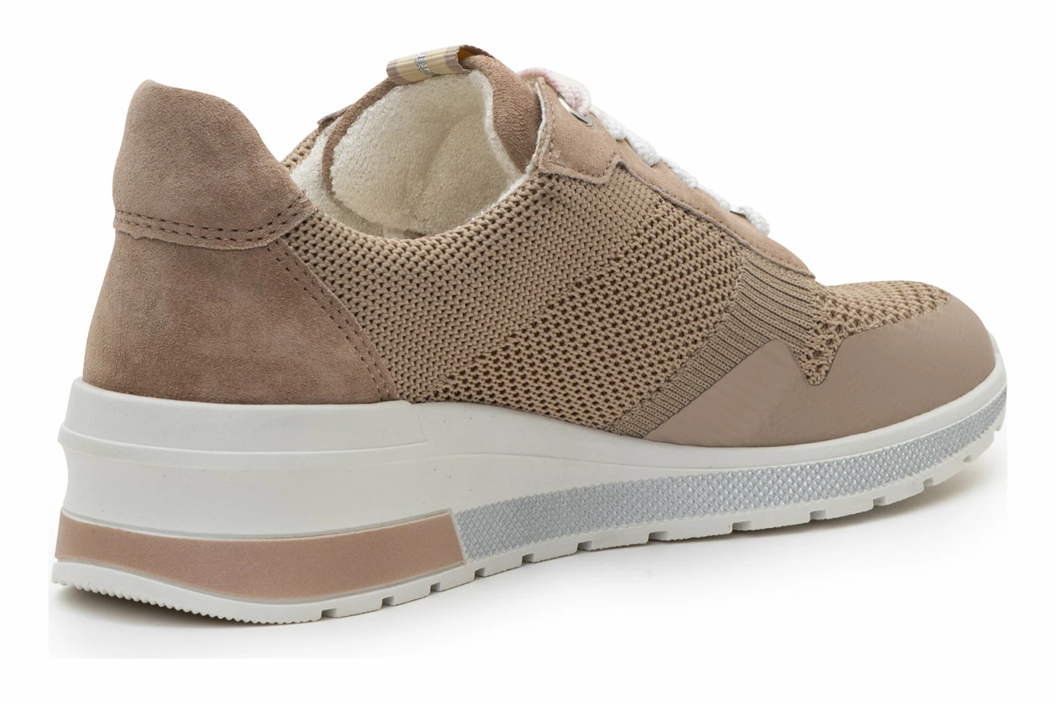 Ara Nassau 8 Ara Nassau - Image 6