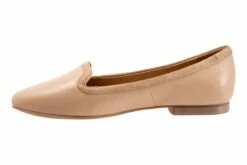 Hannah -THE WALKING COMPANY Sales 3510 00749 2270 318 7