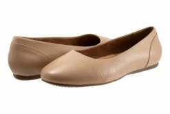 Shiraz -THE WALKING COMPANY Sales 3510 01184 2160 127 7