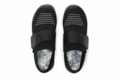 Traq Qwik 13 Traq Qwik -THE WALKING COMPANY Sales 3510 01351 5002 308 5