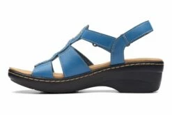 Clarks Merliah Derby -THE WALKING COMPANY Sales 3610 00135 1729 847 5