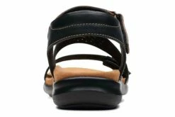 Clarks Kitly Way 11 Clarks Kitly Way -THE WALKING COMPANY Sales 3610 00135 9940 060 3