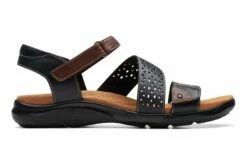 Clarks Kitly Way 14 Clarks Kitly Way -THE WALKING COMPANY Sales 3610 00135 9940 060 6