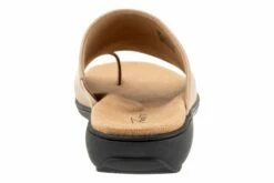 Regina -THE WALKING COMPANY Sales 3610 00749 2231 022 5