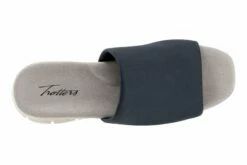 Front Page -THE WALKING COMPANY Sales 3610 00749 2323 070 2