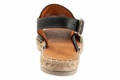 Nia -THE WALKING COMPANY Sales B2236 001 back