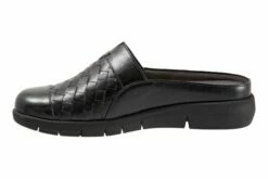 San Marcos II 18 San Marcos II -THE WALKING COMPANY Sales S2264 001 inside